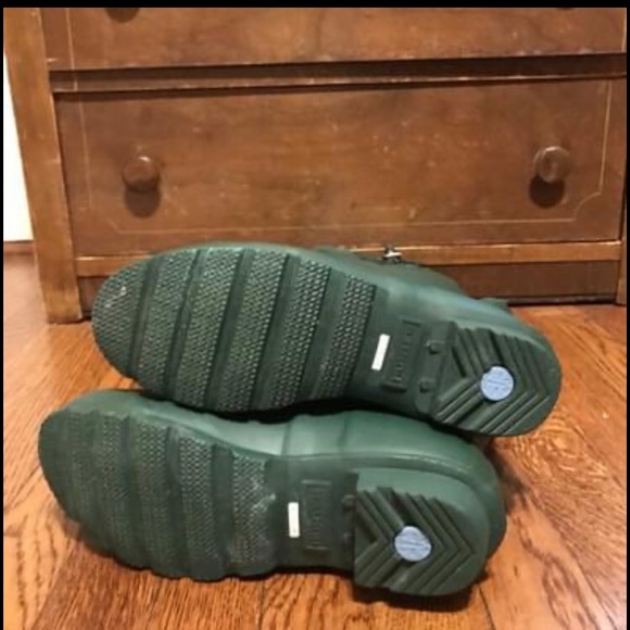*SOLD* Hunter rain boots (Women’s) - Picture 3 of 5